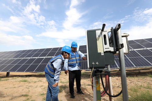 沙海变蓝海 宁夏从治沙到用沙，光伏设备点亮绿色发展新路